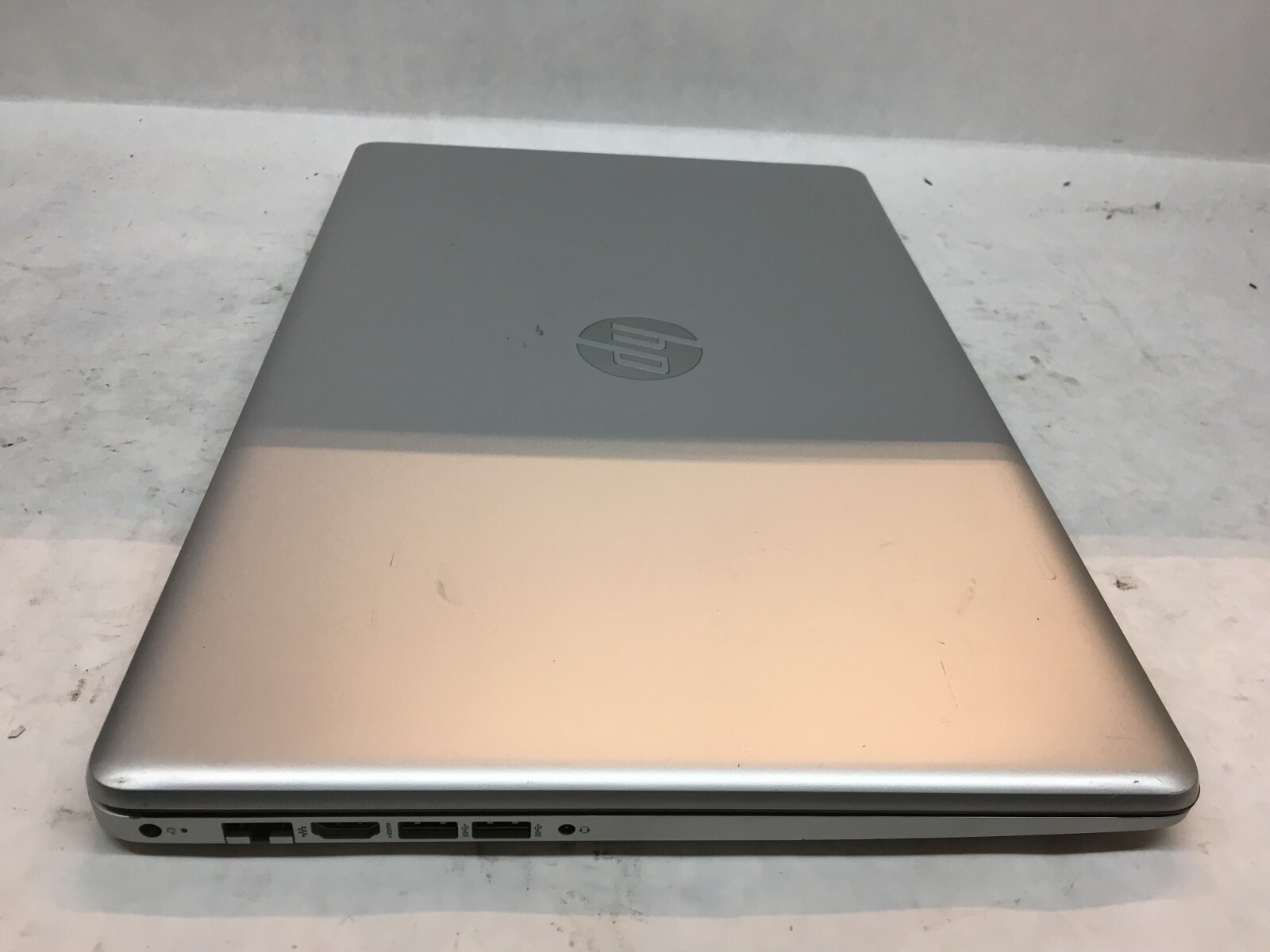 HP Pavilion 17″ Intel Core i3 11th Gen READ DESCRIPTION -AA