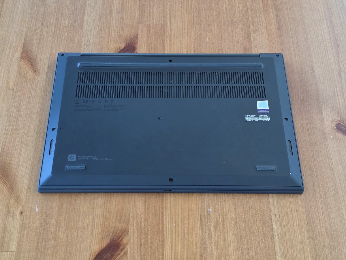 Lenovo ThinkPad P1 Gen 3 i9-10885H 16GB 15″ 4K HDR 3840×2160 OLED NVIDIA T2000