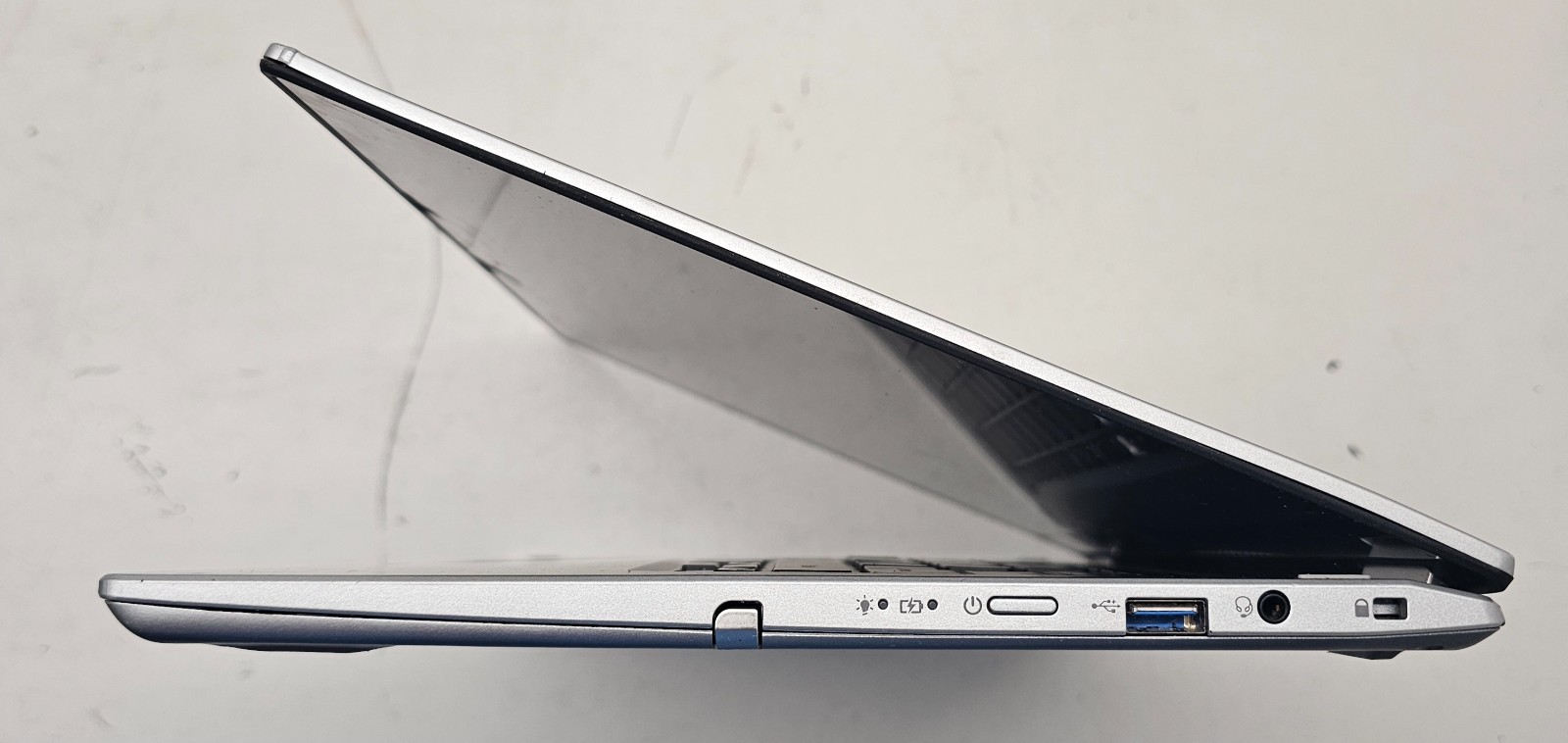 Acer Spin 3 SP314-54N-58Q7 14″ Laptop Intel Core i5-1035G1 8GB Ram NO HD/OS (FL)