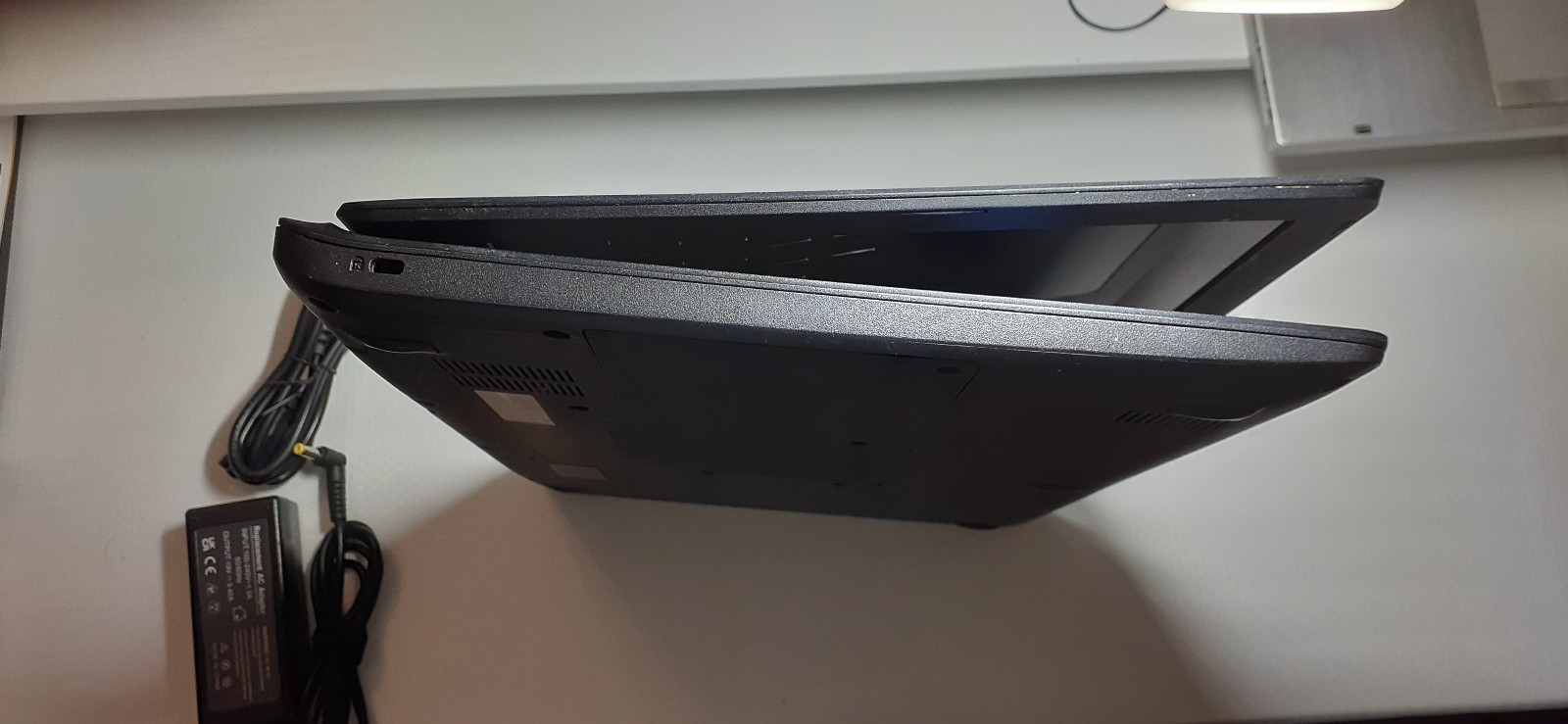 Acer Aspire ES1-533 [Intel Pentium N4200] [6GB DDR3] [240 GB SSD] [15.6″ HD]