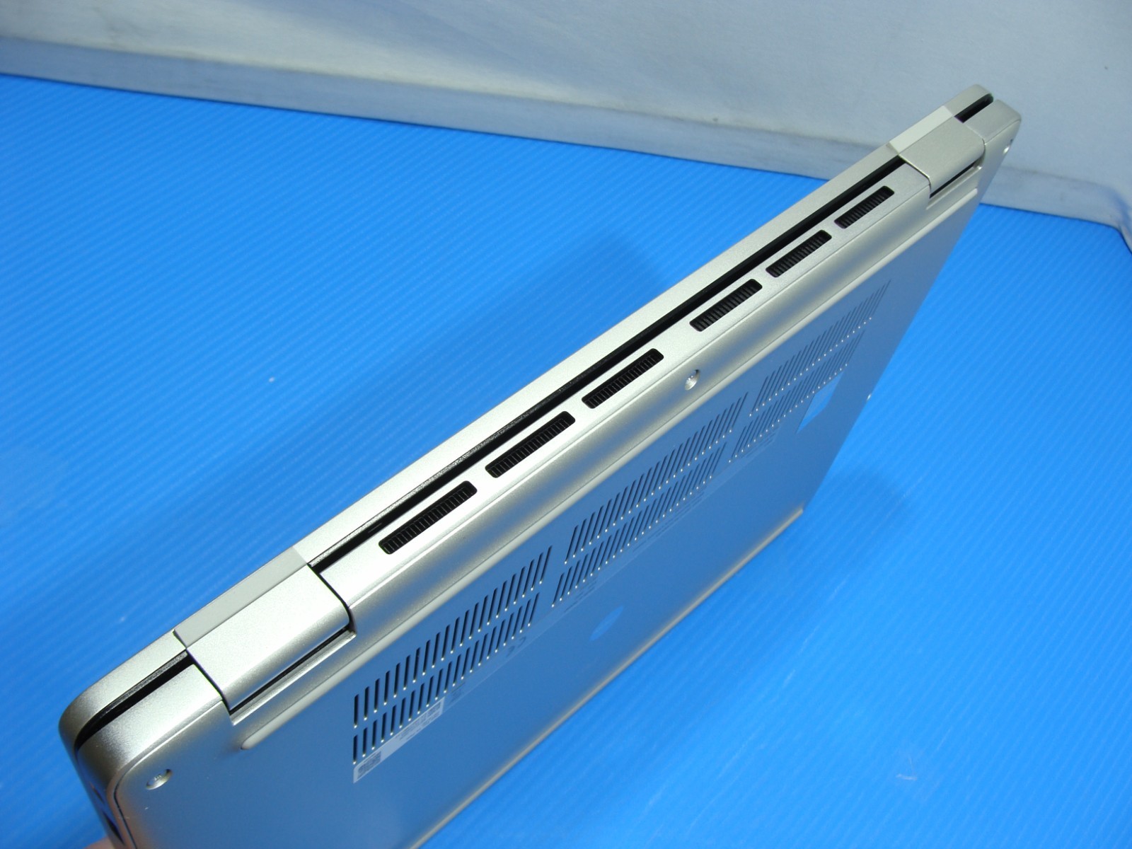 Dell Pro 14 Plus PB14250 14″FHD+ Ultra 5 238V 32GB 512GB Warranty 2030 Win 11PRO