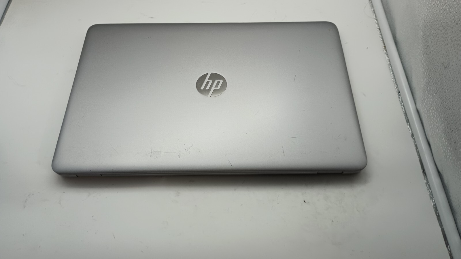 EliteBook 850 G4(122612-45)w/charger.i5-7200U.8GB.256GB SDD.15.6″FHD.W11