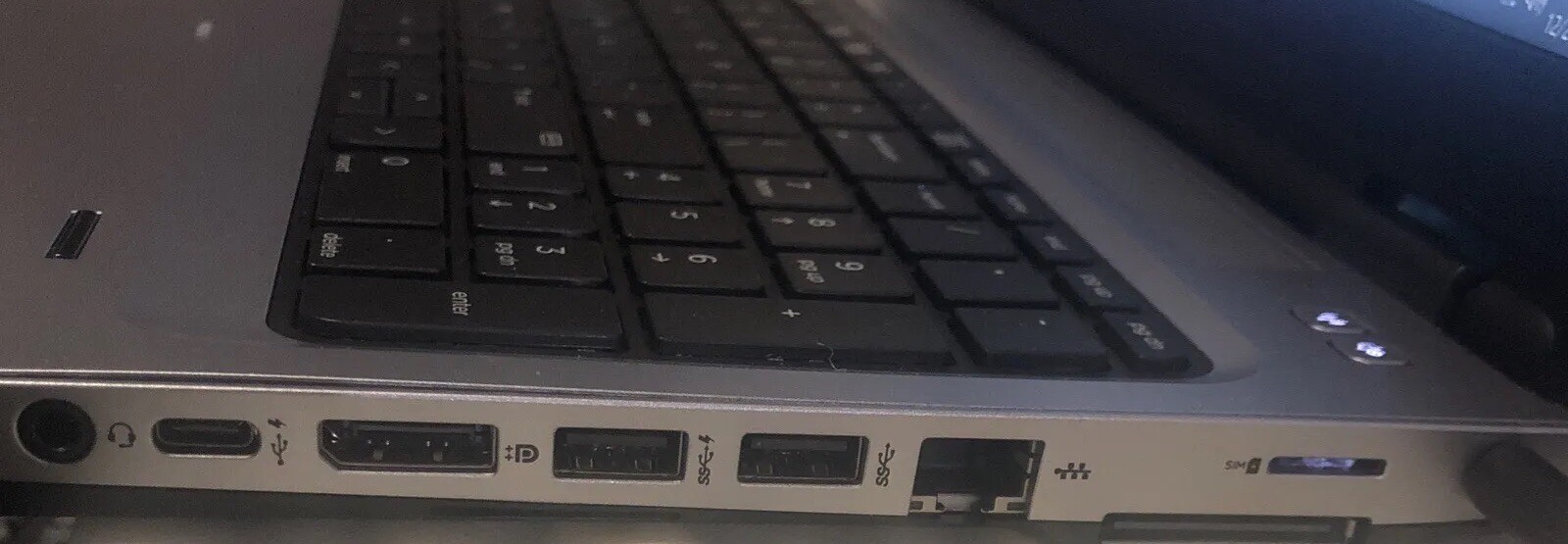 HP PROBOOK 655 G3 AMD PRO A8-9600B R5 2.4GHz 32GB RAM W/Charger. Open 4Any Offer