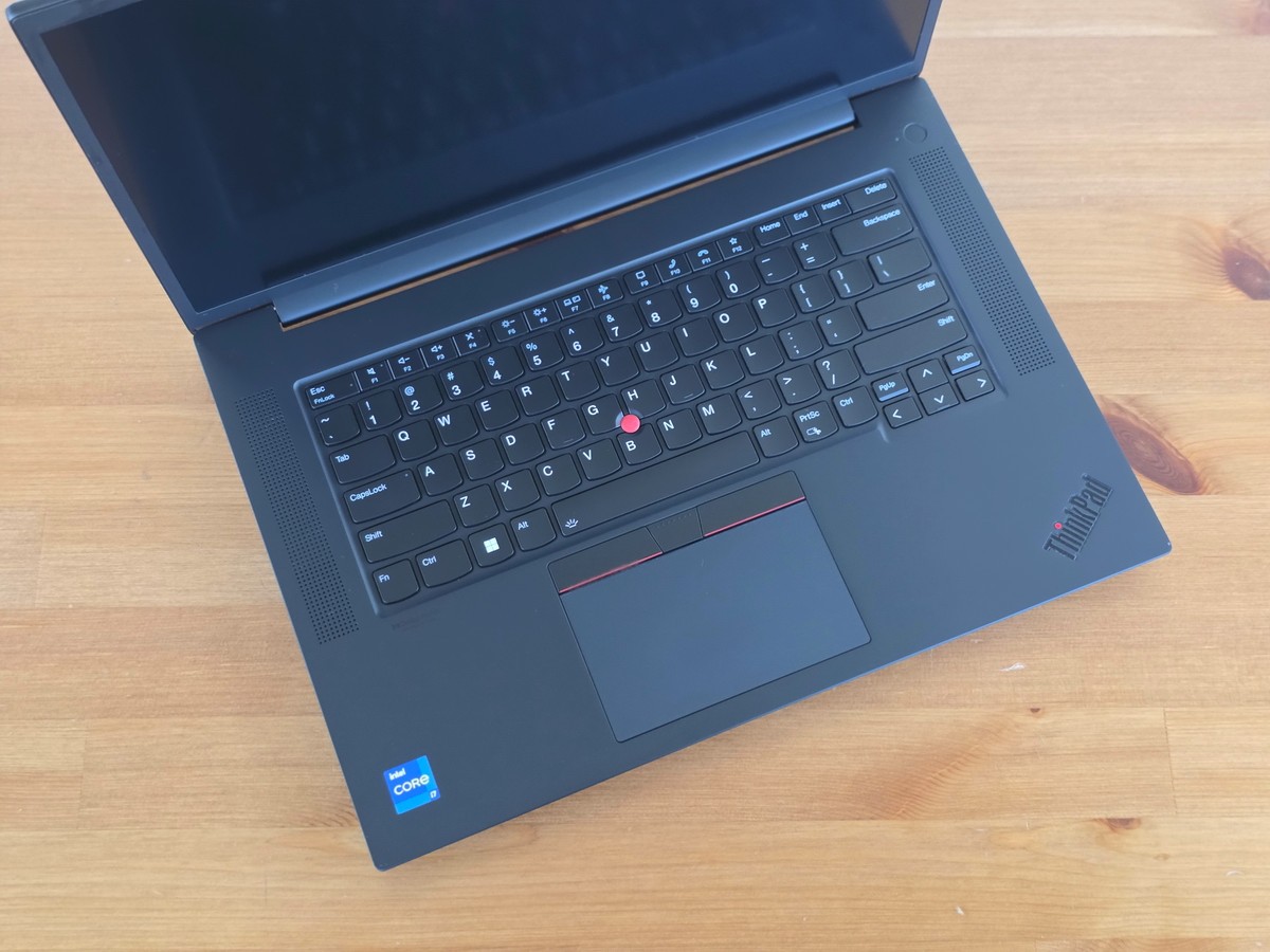 Lenovo ThinkPad P1 Gen 6 i7-13700H 16″ 1920×1200 16GB NVIDIA RTX A1000