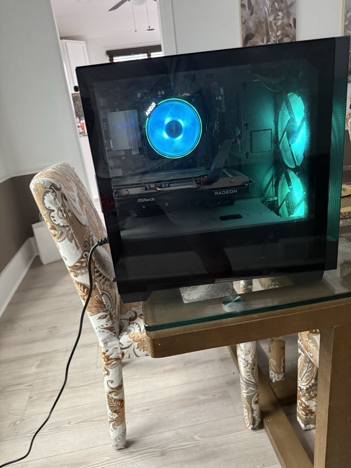 Amd Ryzen 7 7700x Amd Radeon 7700 Xt