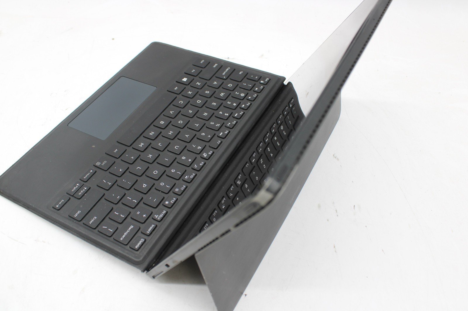 Dell Latitude 5290 2-in-1 Tablet – 256GB NVMe, 8GB RAM, Intel i5 8th Gen, NO OS