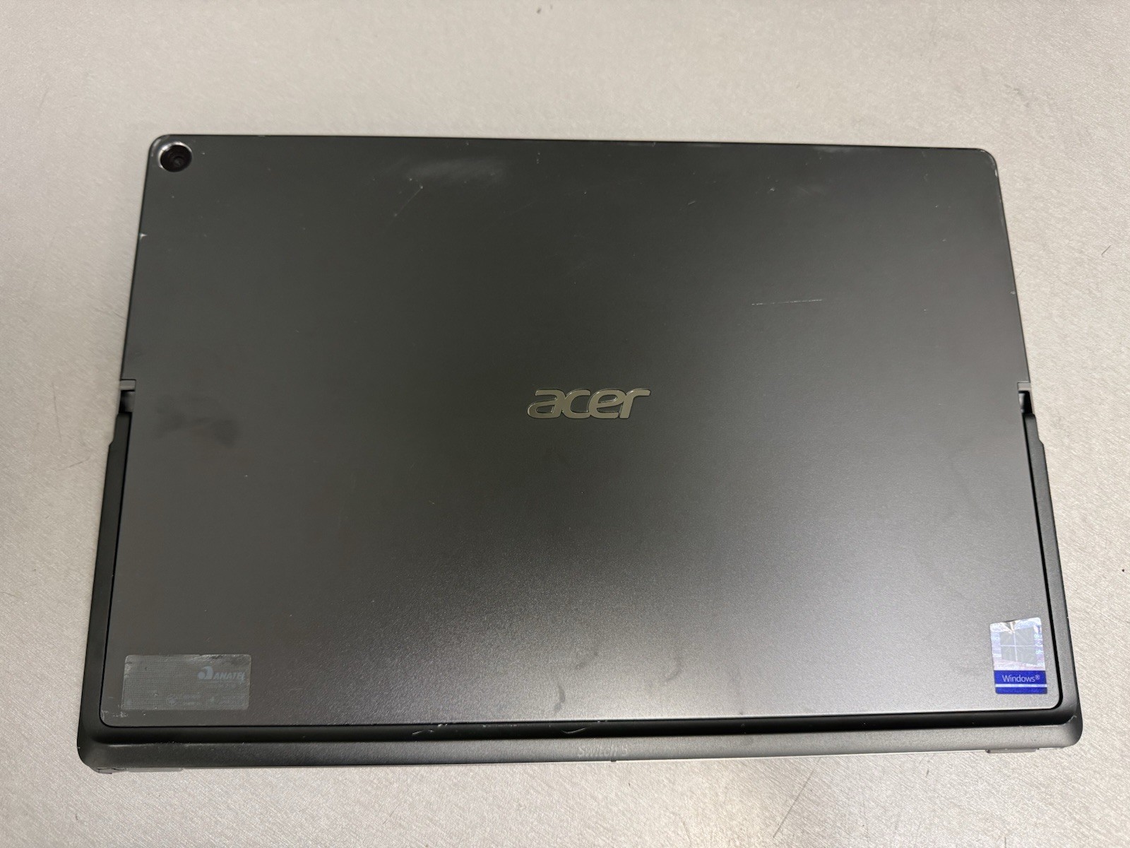 Acer Switch 5 2-in-1 N17P5 Core i3-7130U 2.70GHz 128GB 4GB Ram #3