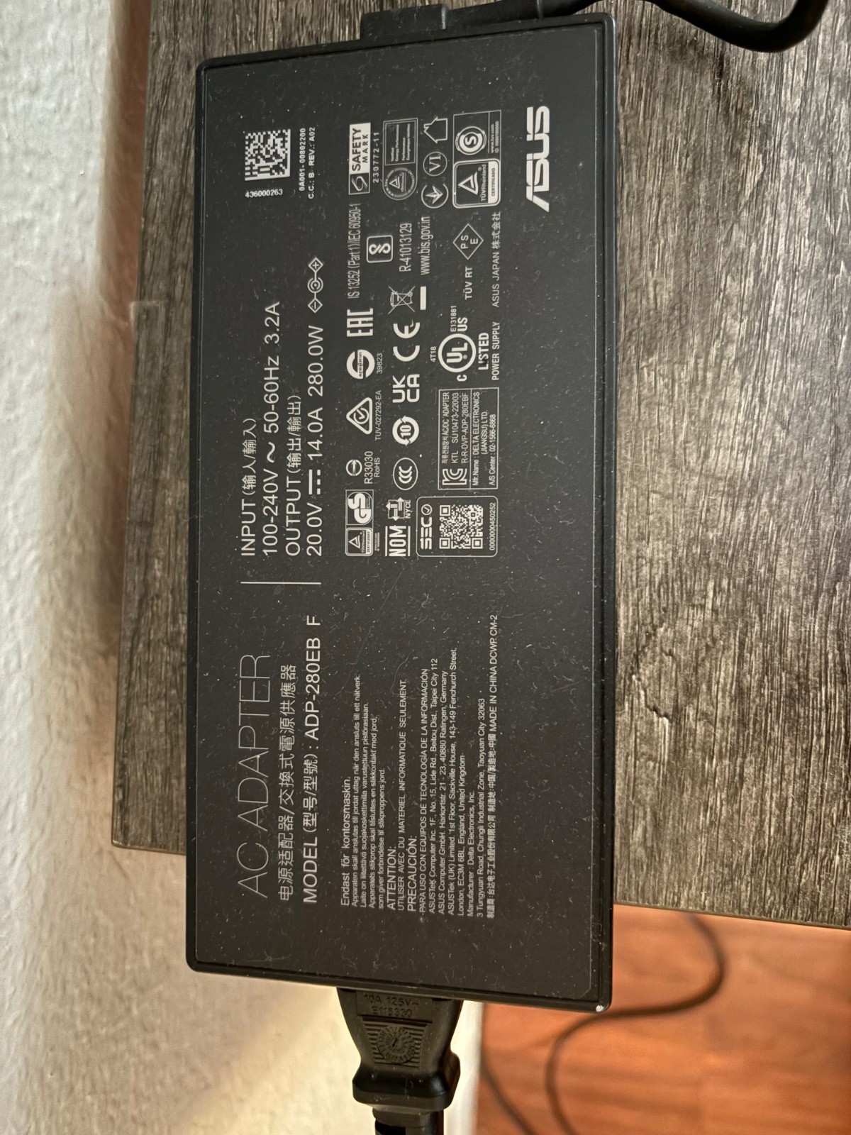 ASUS TUF Gaming A16 16 in (512GB SSD, AMD Ryzen 7, 3.2GHz, 16GB RAM, AMD Radeon