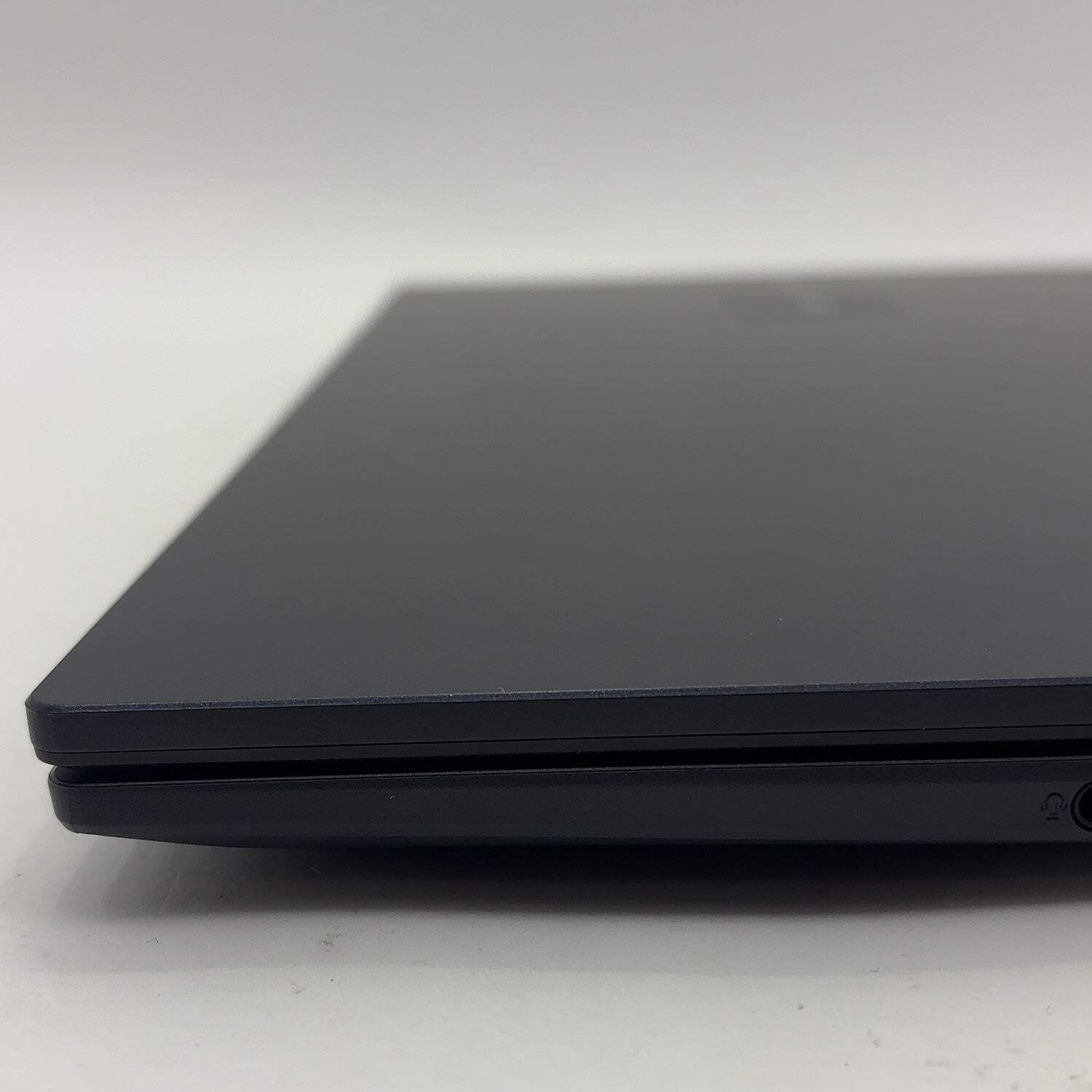 Broken Asus Vivobook 14 X1404V 14″ i5-1334U 1.3GHz 12GB RAM 256GB SSD Read