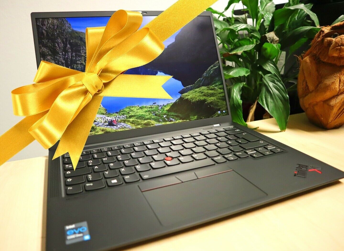 Wow / Lenovo/THINKPAD X1 Carbon G9 i7-41.1oz7 1.1oz/ 4.5oz/ Wuxga / NFC/ Linux /