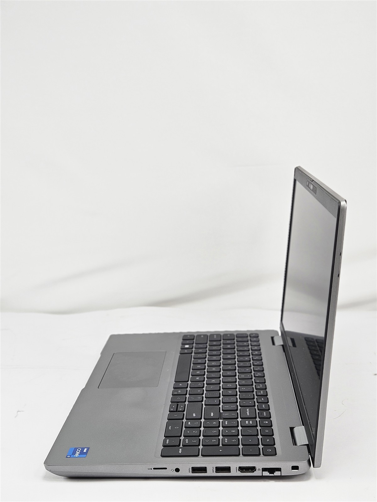 Dell Precision 3571 P104F 16GB 512GB SSD i7-12800H 15.6″ Workstation