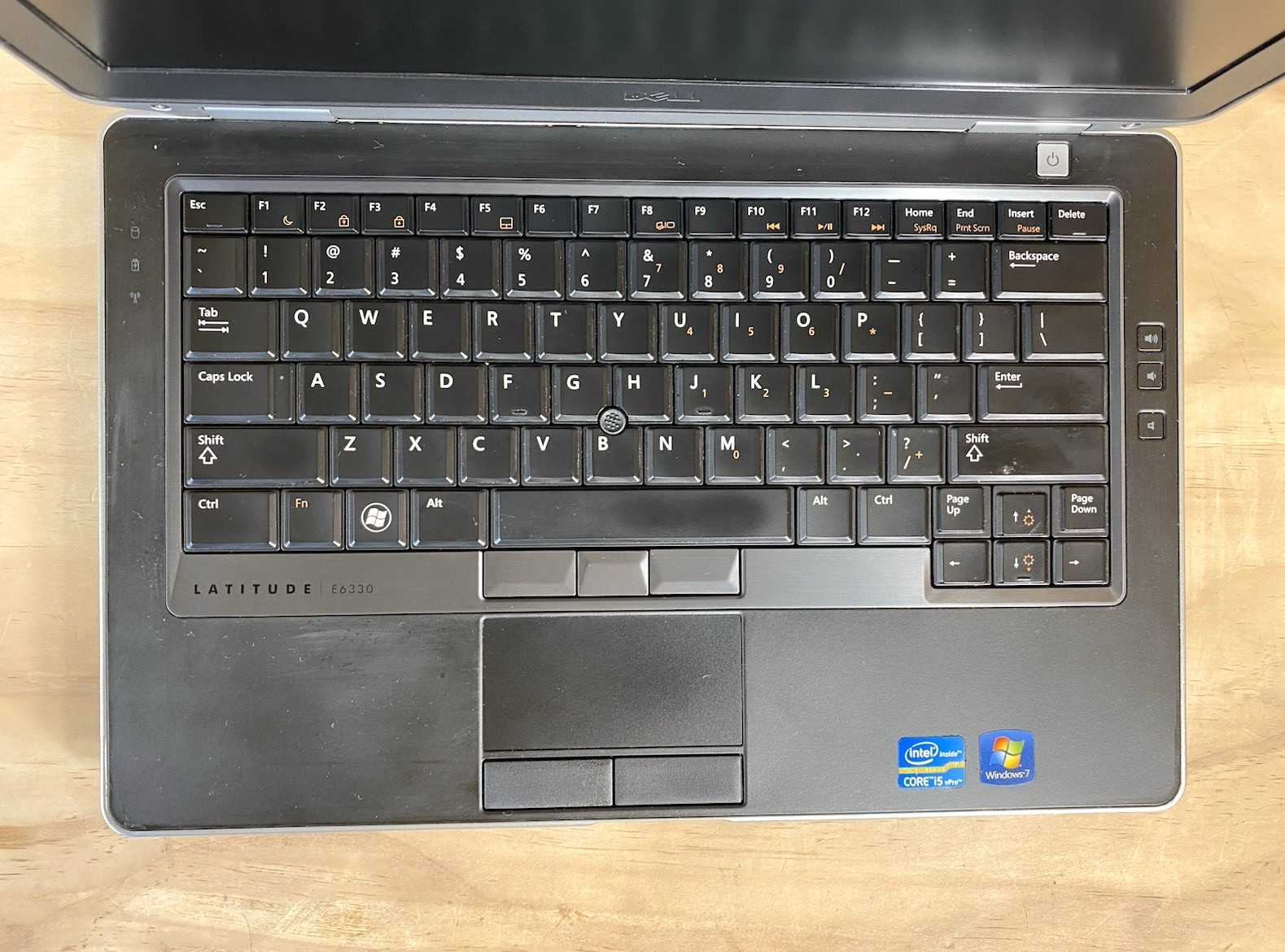 Dell Latitude E6330 13″ Core i5-3320M@2.6GHz/8GB RAM/640GB HDD/W10P/no batt