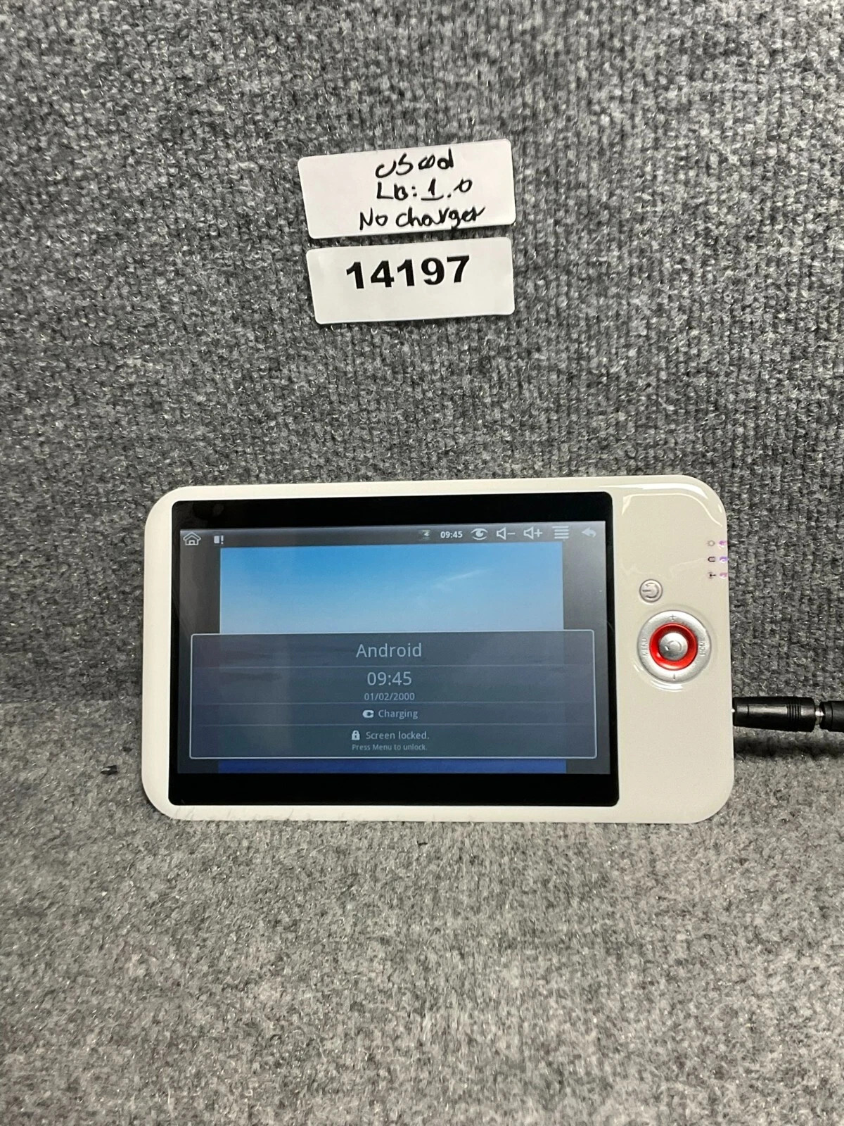 Universal Android Tablet M-001 9 Volt Touchscreen Mini White Device
