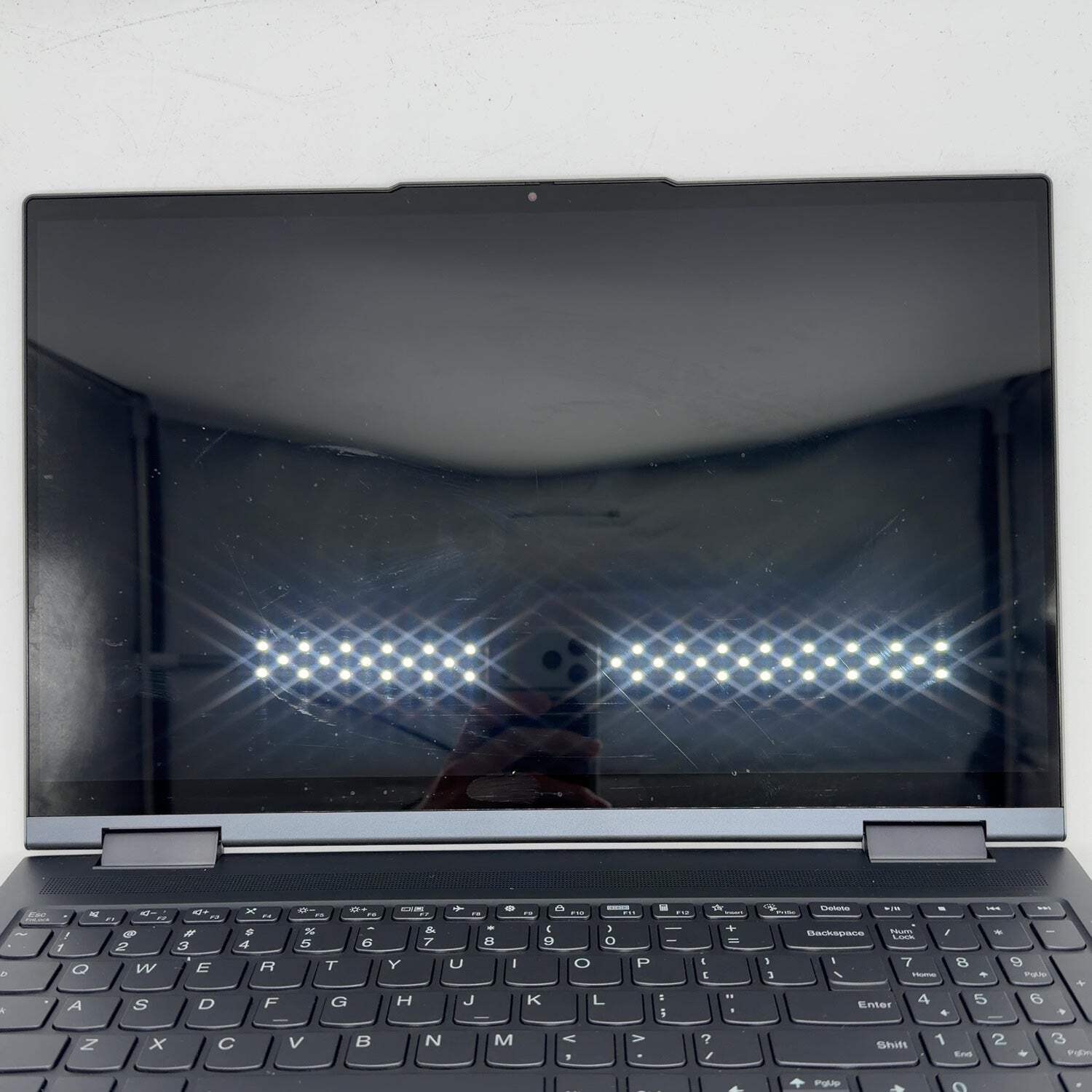 Lenovo Yoga 7i 2-in-1 82BJ 15.6″ i5-1135G7 2.4GHz 8GB RAM 256GB SSD