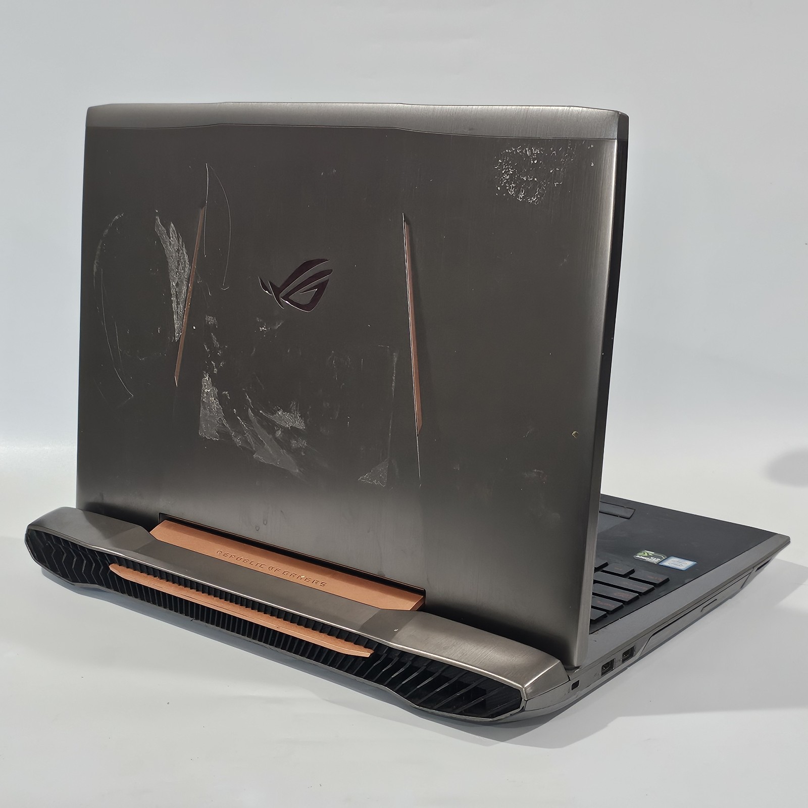 ASUS ROG G752V 17.3″ Laptop Intel i7 NVIDIA GeForce GTX 965M UNTESTED AS IS