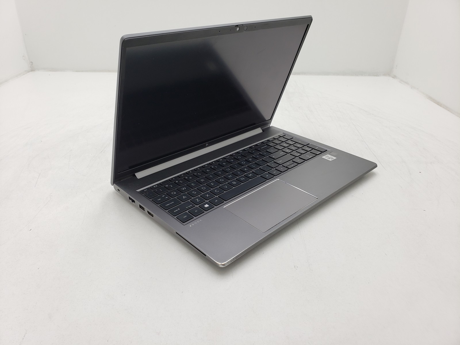 HP ZBook Power G7 i7-10850H 16GB RAM 256GB SSD 15.6″ Quadro T1000 Win 11 Pro.