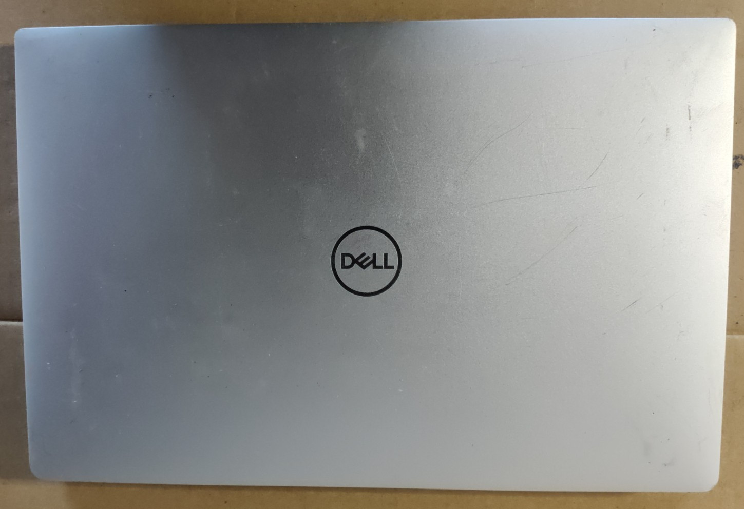 Dell XPS 13 7390 13.3″, i7-10710U – 16GB DDR4 256GB SSD