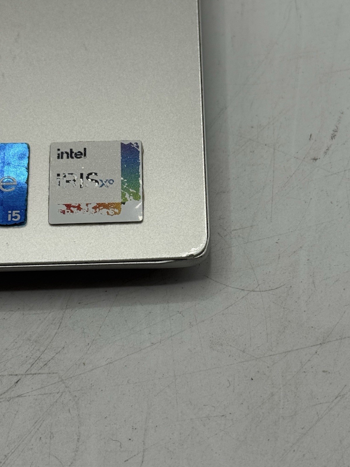 Dell Inspiron 14 7420 2-in-1 14″ Touch i5-1235U 1.3GHz 8GB RAM READ