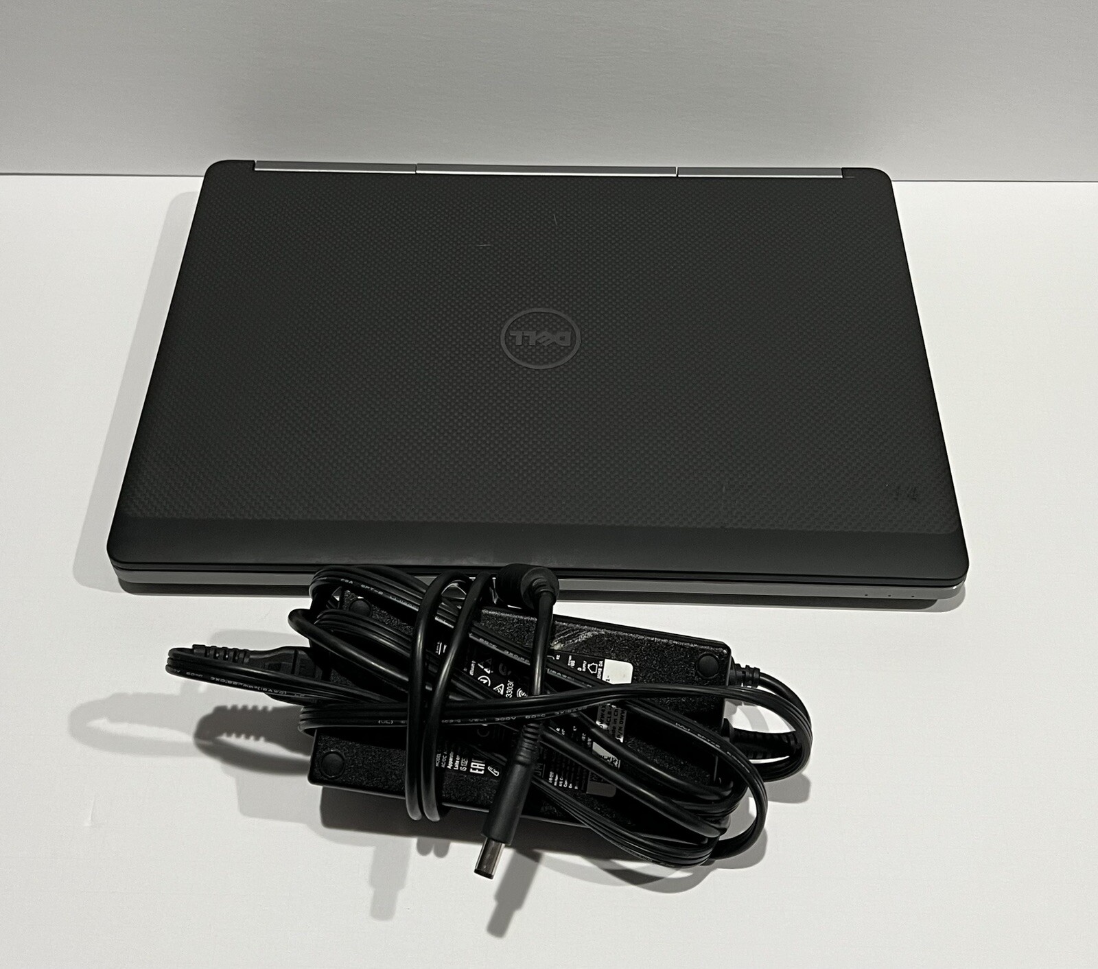 Dell Precision 7510 i5-6300HQ @2.30GHz 8GB Memory-No Hdd