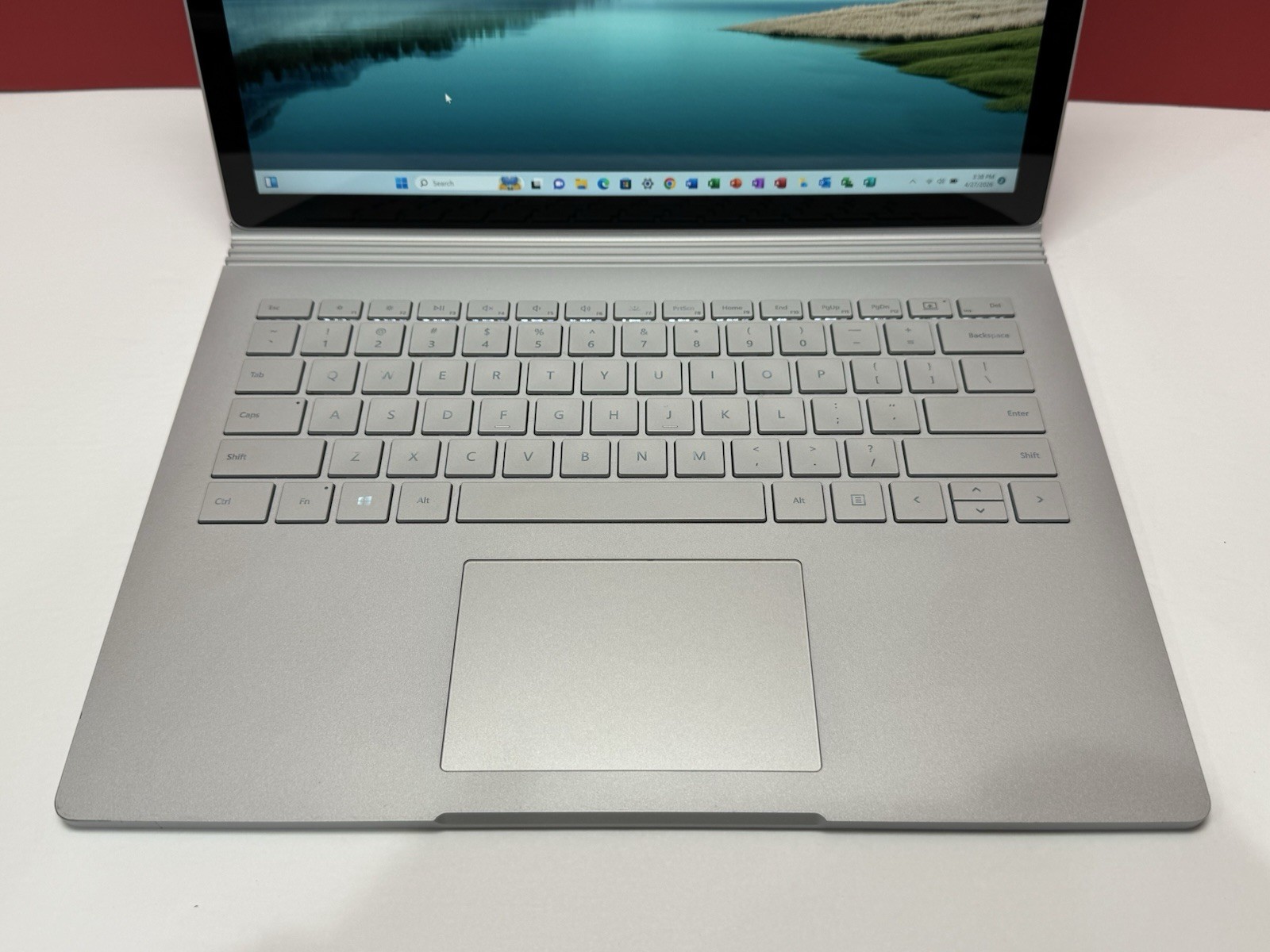 Microsoft Surface Book 2 1832 i5 7300U 2.6GHz 8GB RAM 256GB SSD 2 In 1 Touch