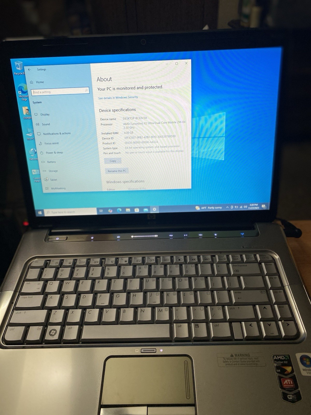 HP dv5 – AMD X2 Ultra Dual-Core 2300 MHz – No Memory / Hard Drive – Overheating