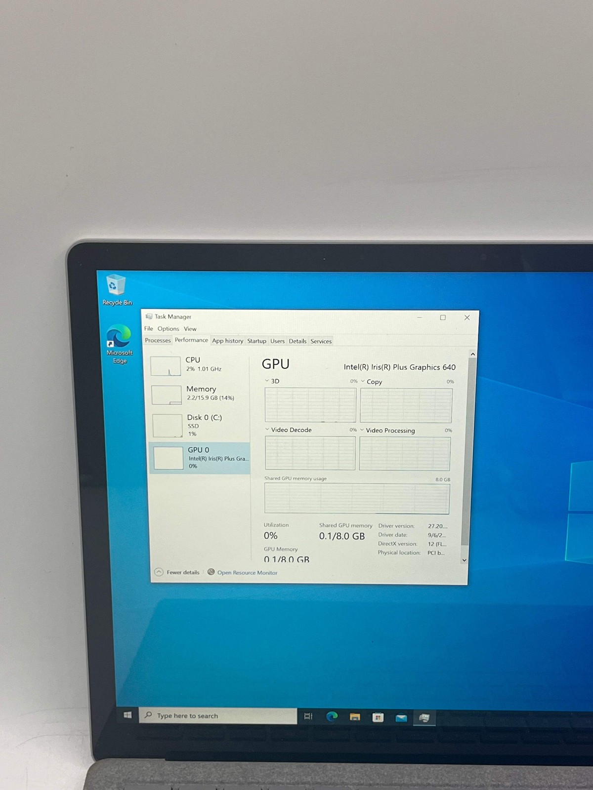 Microsoft 1769 Laptop Core i7-7660U 16GB 512GB 12″ w/ charger Silver
