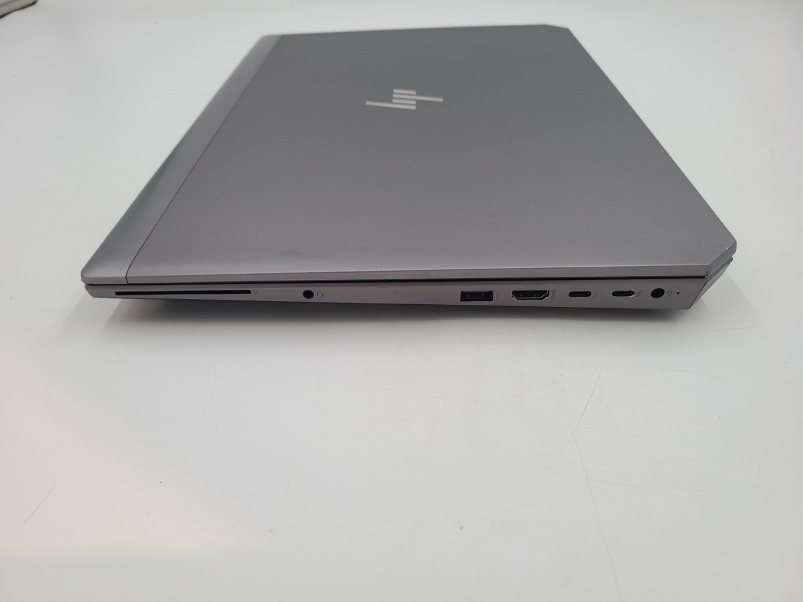 HP zBook 15 G6 i7-9850H 2.60GHz 48GB Ram 256GB SSD Win 11 Pro NVIDIA T2000