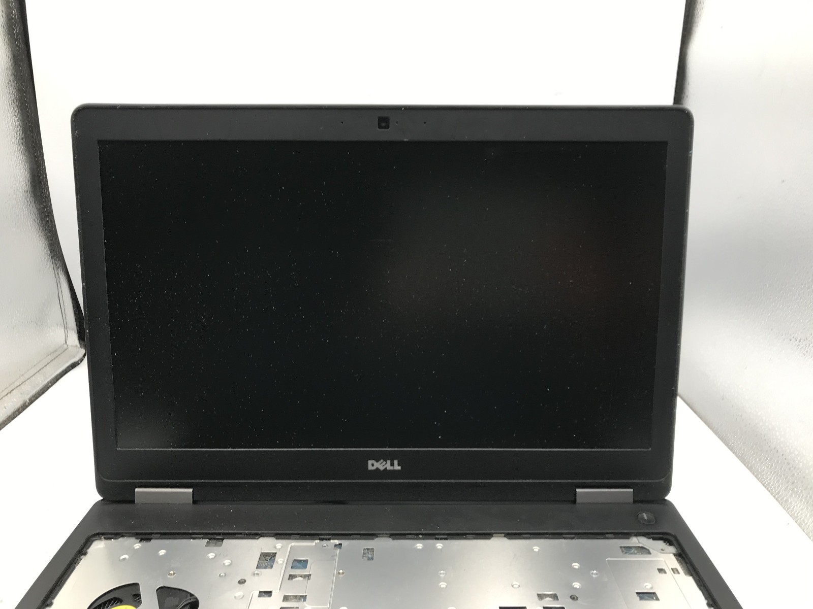 DELL LATITUDE E5570 – BOOTS TO BIOS – INTEL I3 6100U – NO RAM – READ DESCRIP -BB