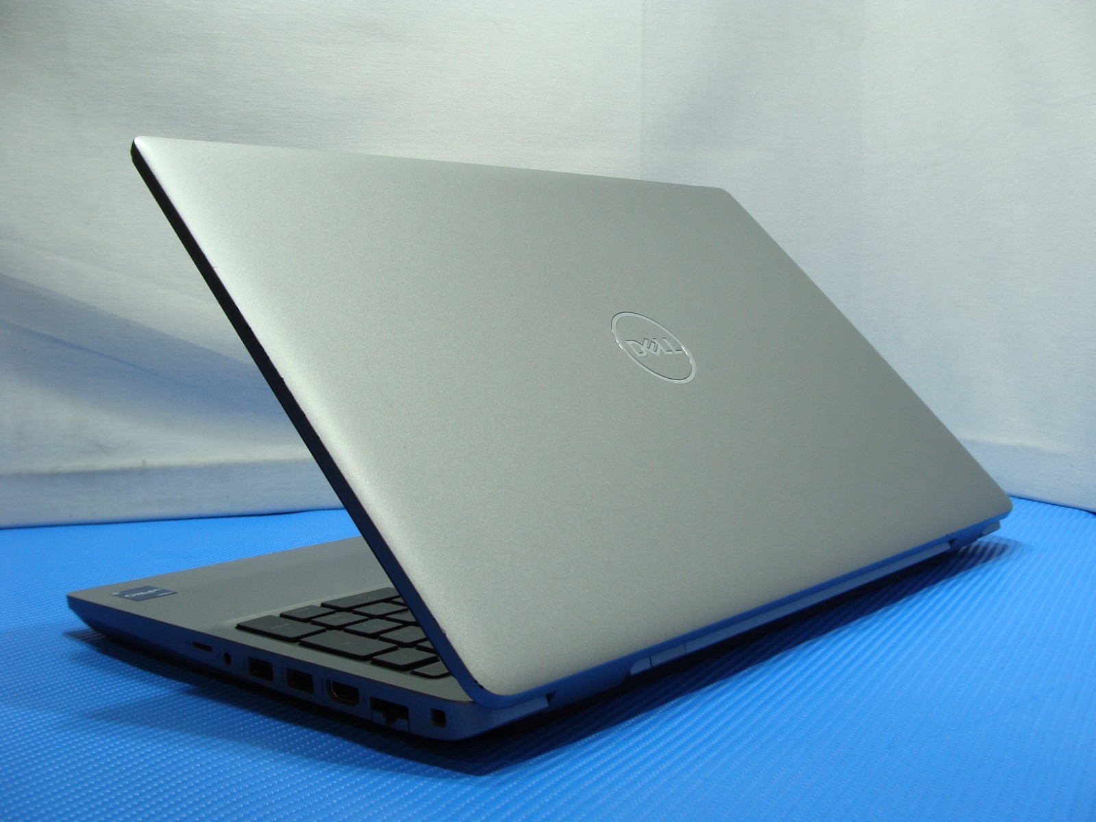 Dell Latitude 5531 15.6″ FHD TOUCH core i7-12800H 1.9GB 32GB 2TB SSD EXL Battery