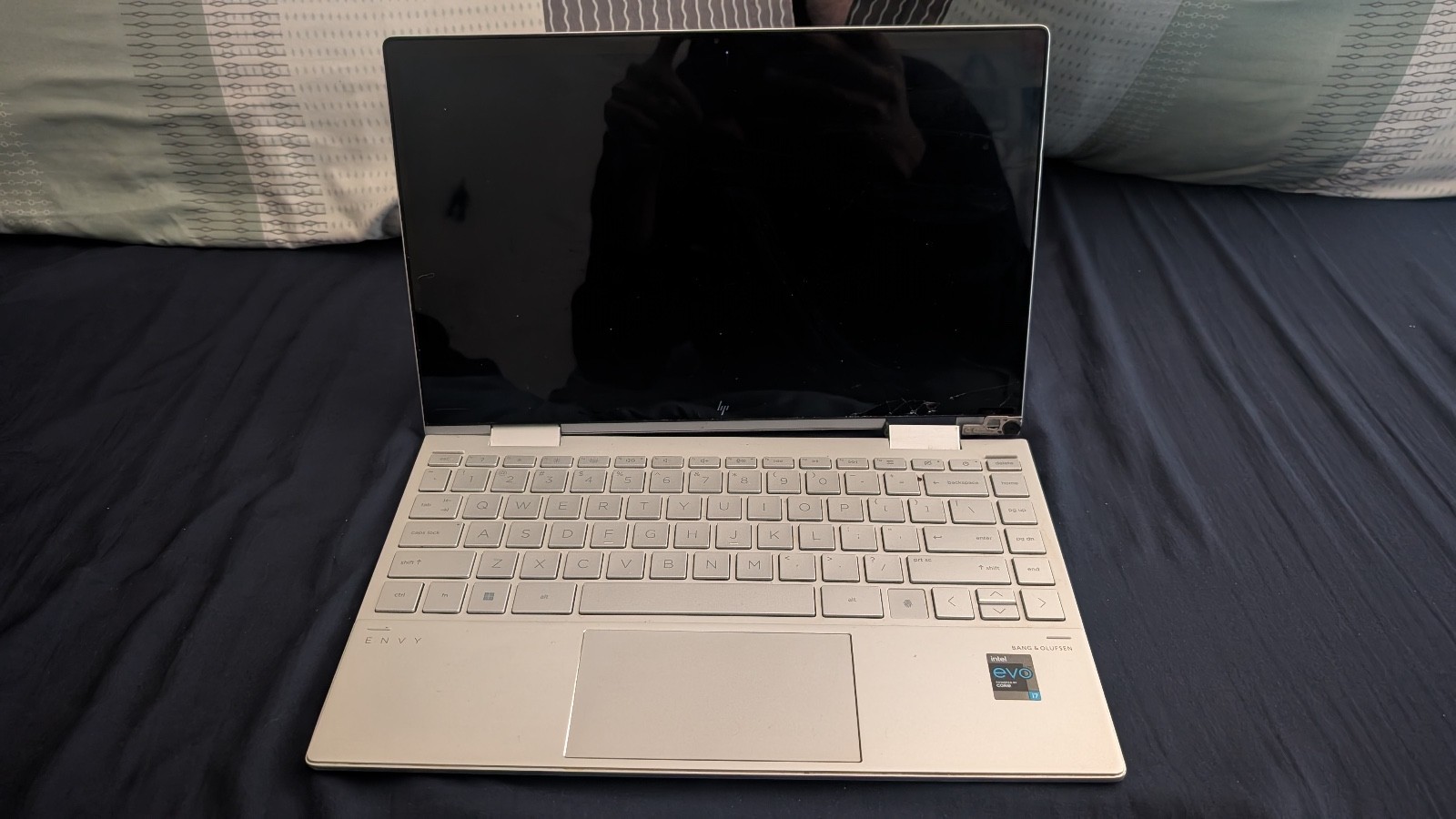 HP ENVY x360 13t-bd100 13.3″ OLED FHD Touch i7-1195G7 8GB 512GB SSD Evo — Used