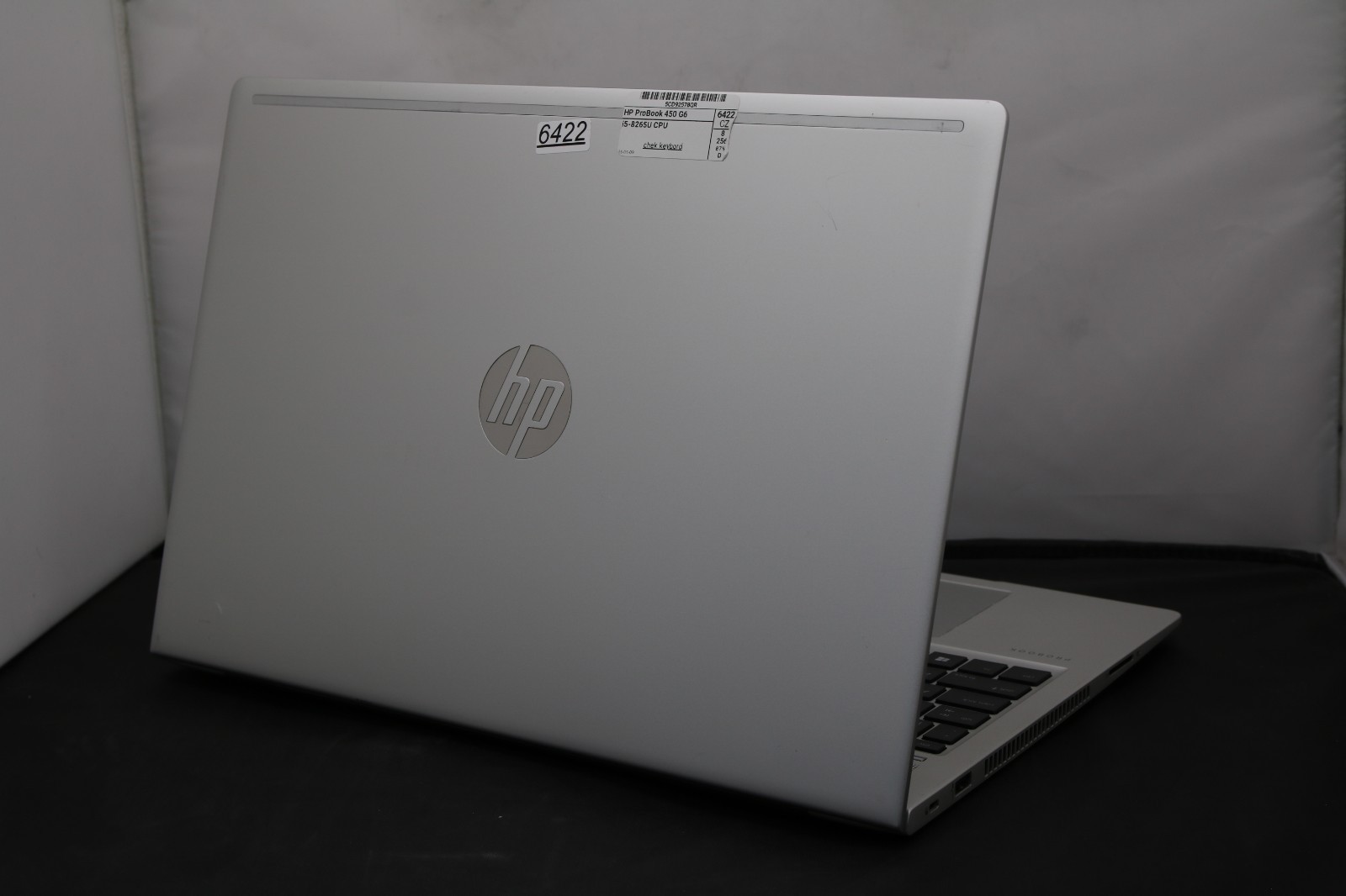HP ProBook 450 G6 15.6″ – i5-8265U – 8GB, 256GB, Win 11 +USB-C Adapter *Bad Keys