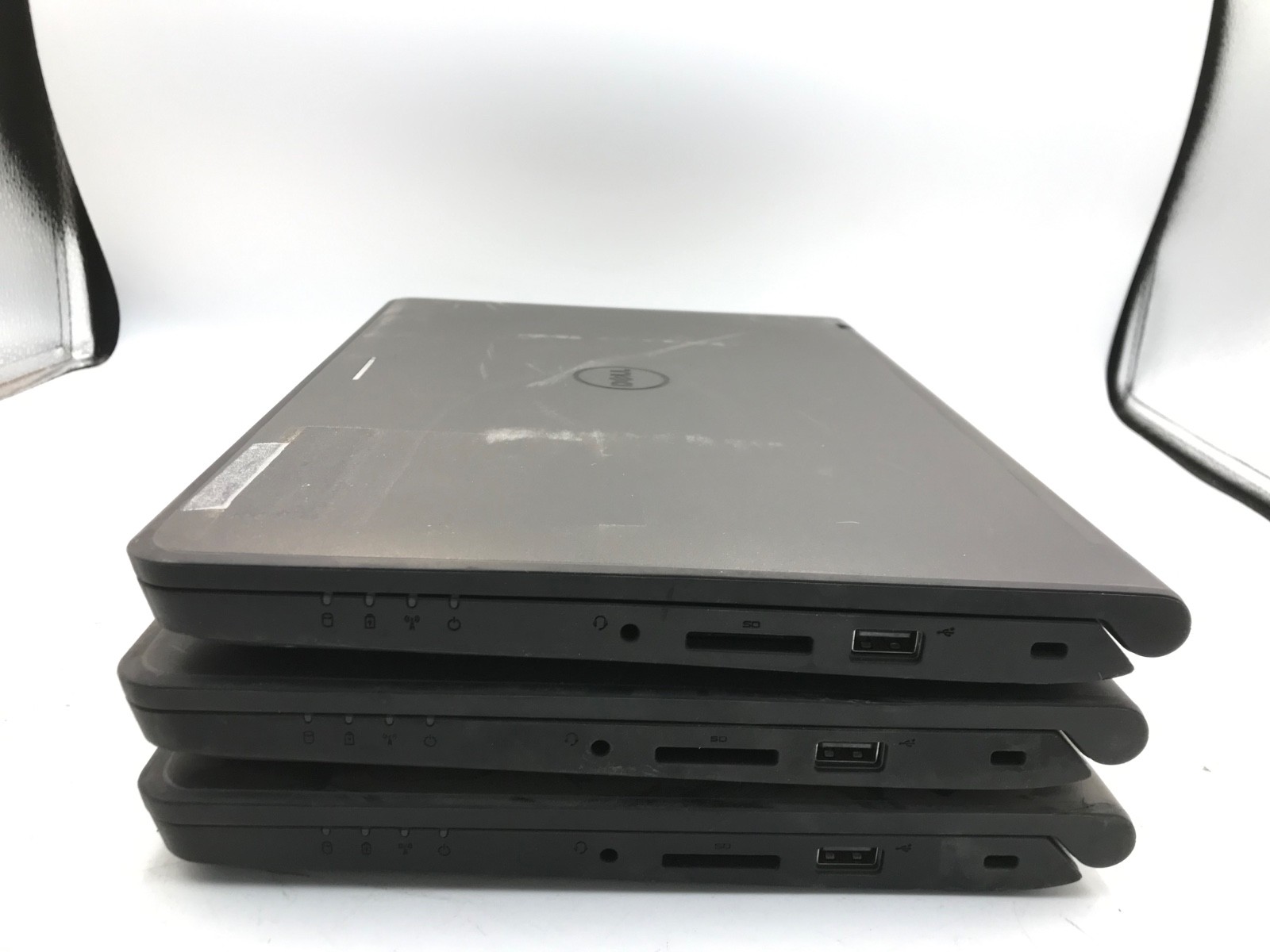 LOT OF 3 Dell Latitude 3150 Intel Pentium N3540 11.6″ -BAD DISPLAYS- MZ