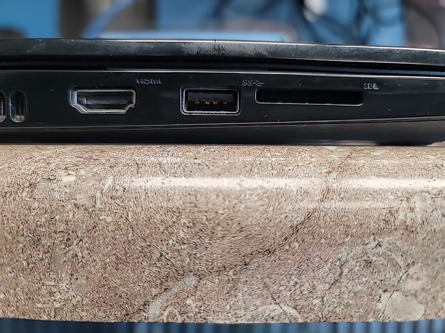 Dell Inspiron 3558, Core i3-5015U, 8gb RAM, 240gb HDD, 15.6″, Working, As Is