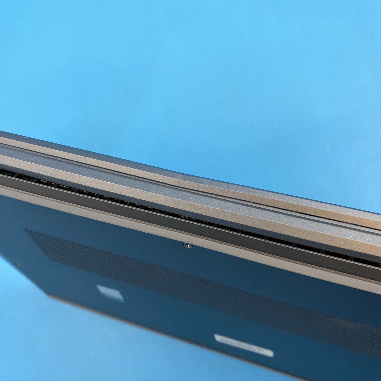 HP ZBook FireFly G7 | i7-10510U | 16GB RAM | Quadro P250 | NO SSD/OS | 77% BATT
