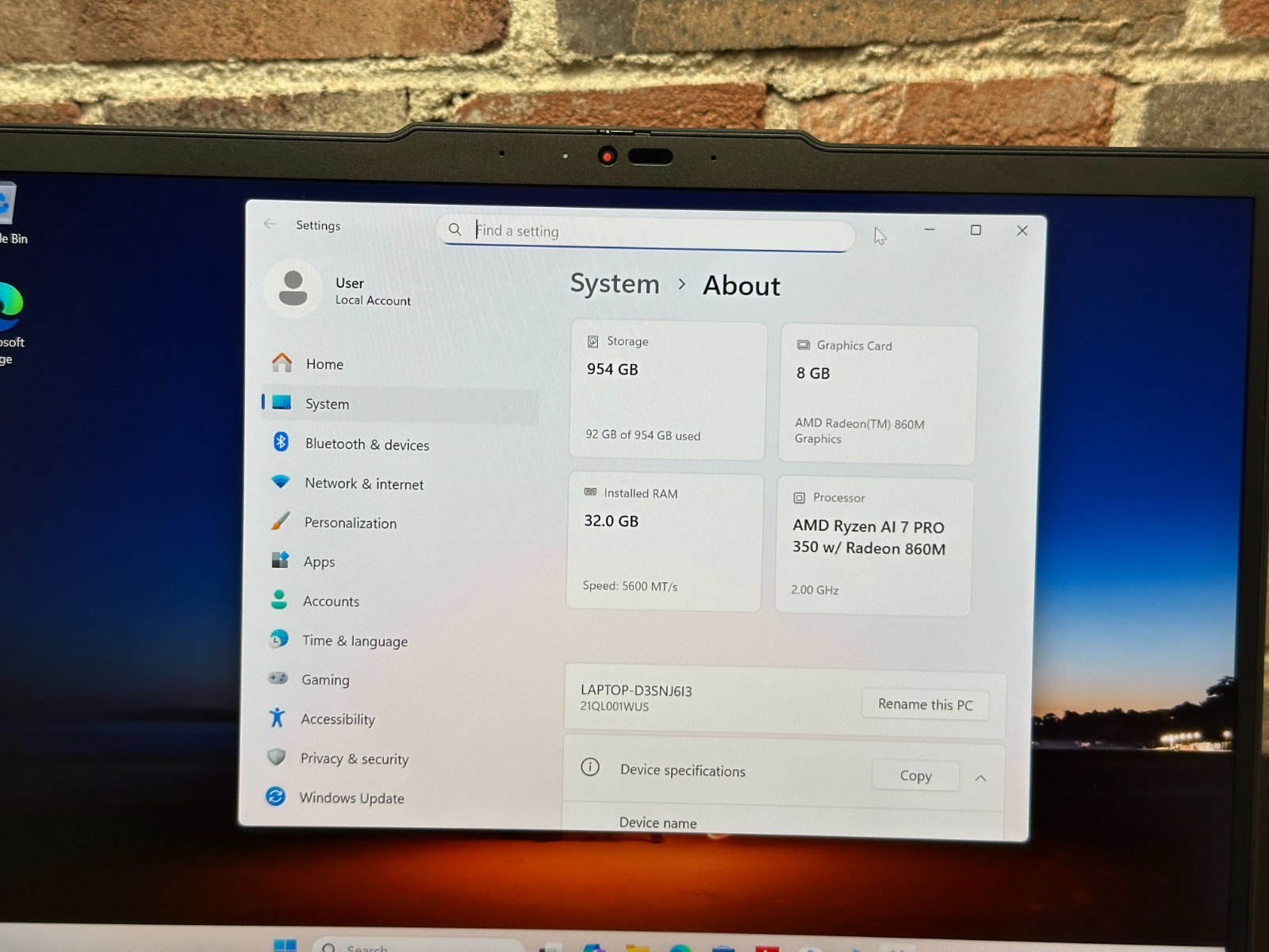 Lenovo ThinkPad P14s Gen 6 14″ AMD Ryzen AI 7 Pro 350 32GB RAM 1TB SSD