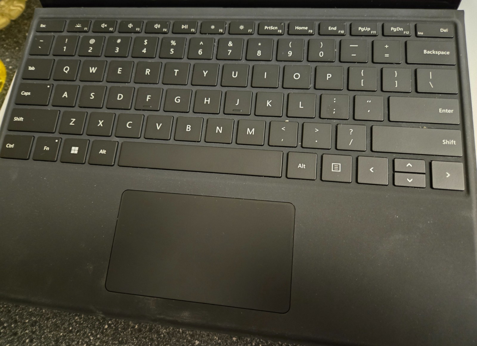 Microsoft Surface Pro 8 13″ Touch (256GB SSD, Intel Core i5 11th Gen.