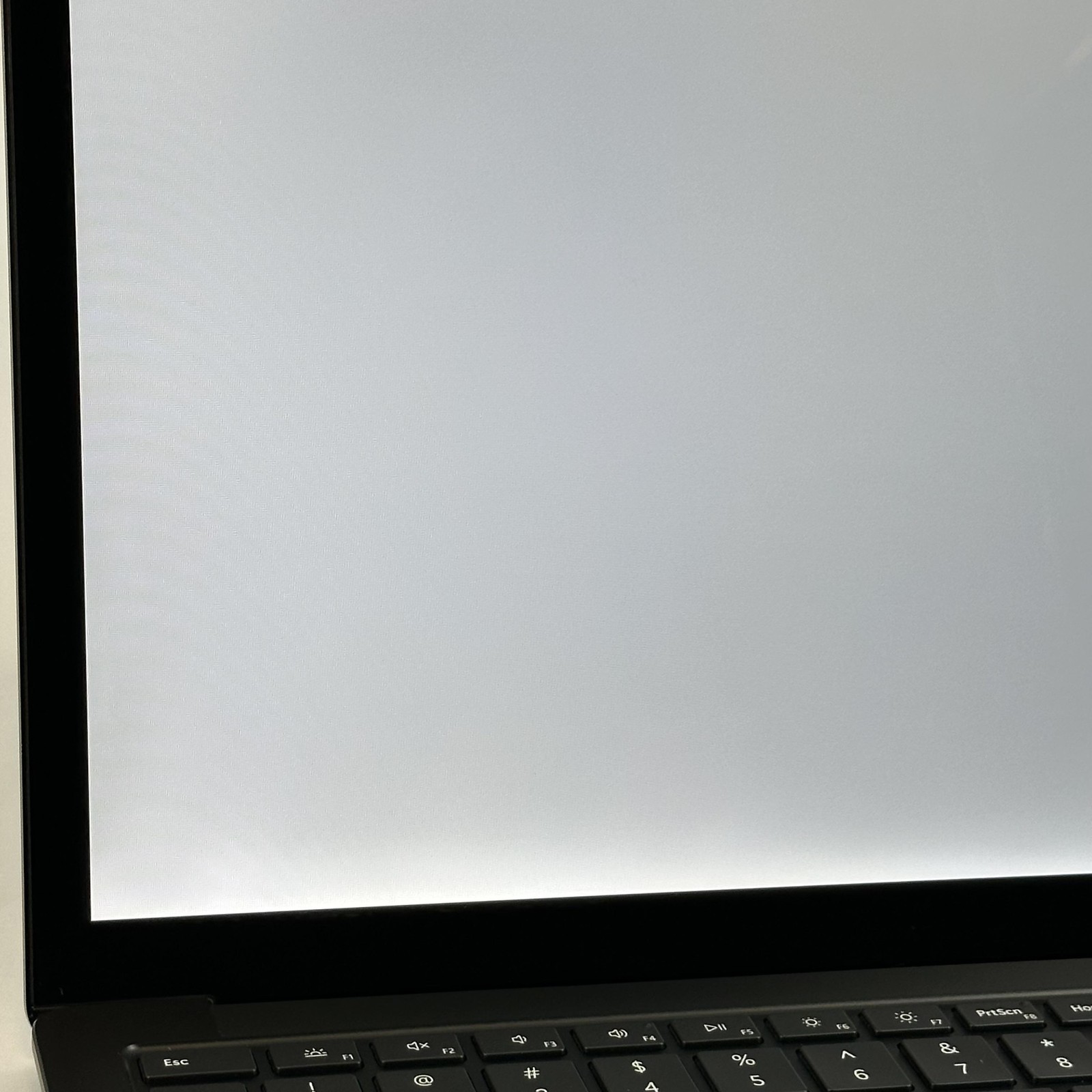 Microsoft Surface Laptop 5 13 2K TOUCH 2.7 GHz i7-1265U 16GB 512GB SSD – GOOD