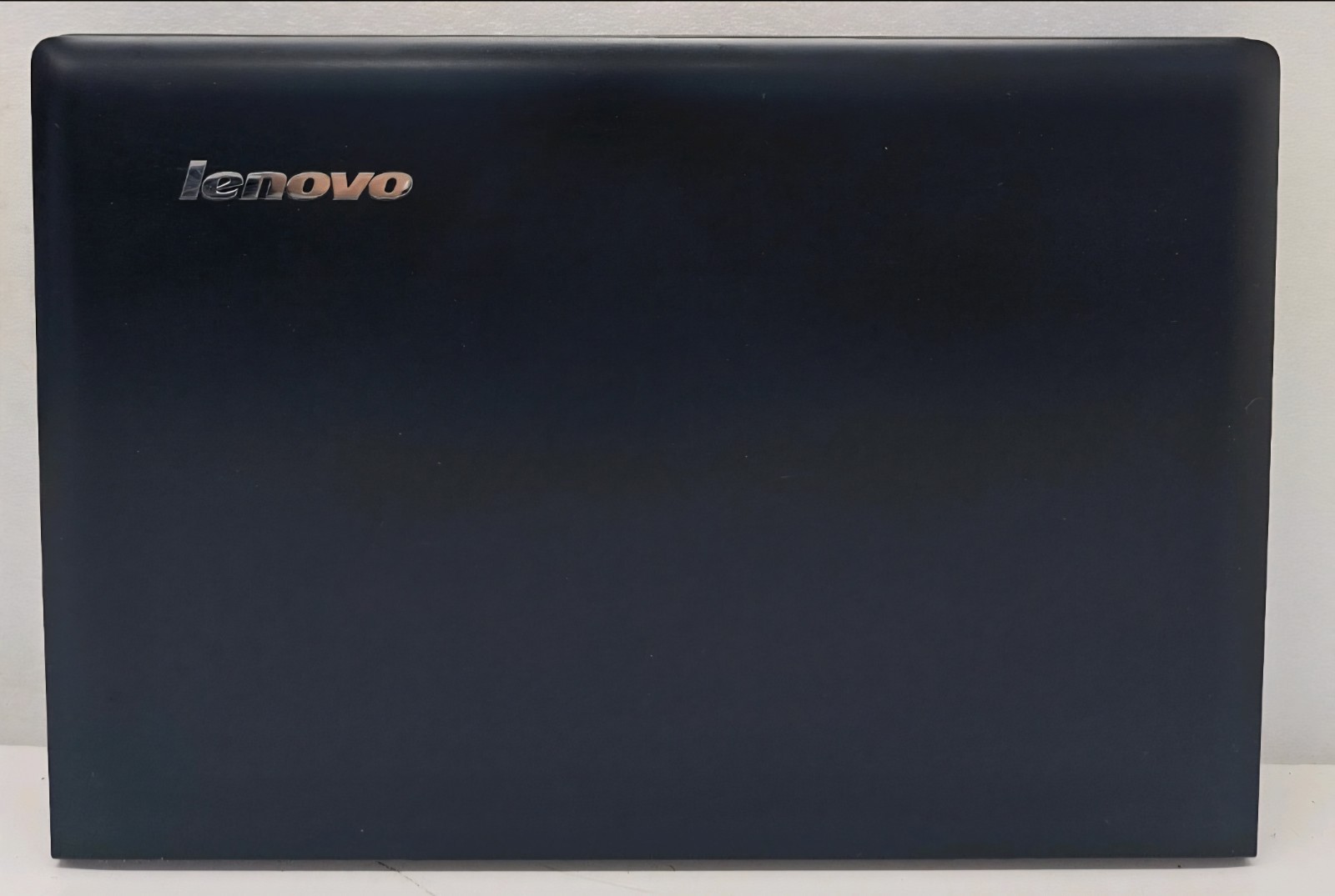 Lenovo 15 AMD A10 3.5GHz Black Laptop (INCOMPLETE/PARTS ONLY)
