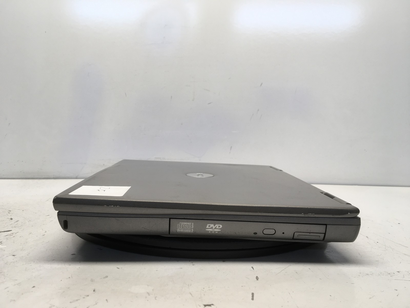 Dell Latitude D600 Intel Pentium M 1.6GHz 1280 MB NO HDD No Batt