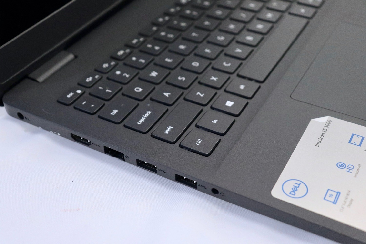 DELL Inspiron 3501 15.6″ FHD i3-1115G4 8GB 128GB SSD Win10 Laptop