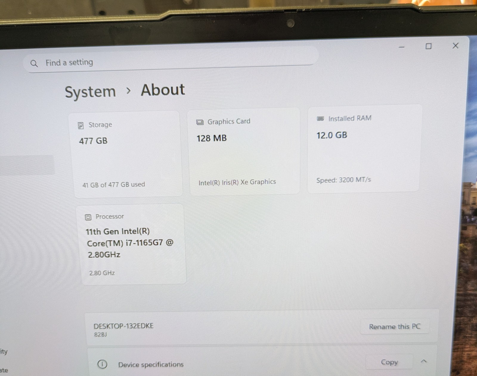 Lenovo Yoga 7 | Intel Core i7 | 12GB RAM | 512GB | 15.6″ | SEE DESCRIPTION