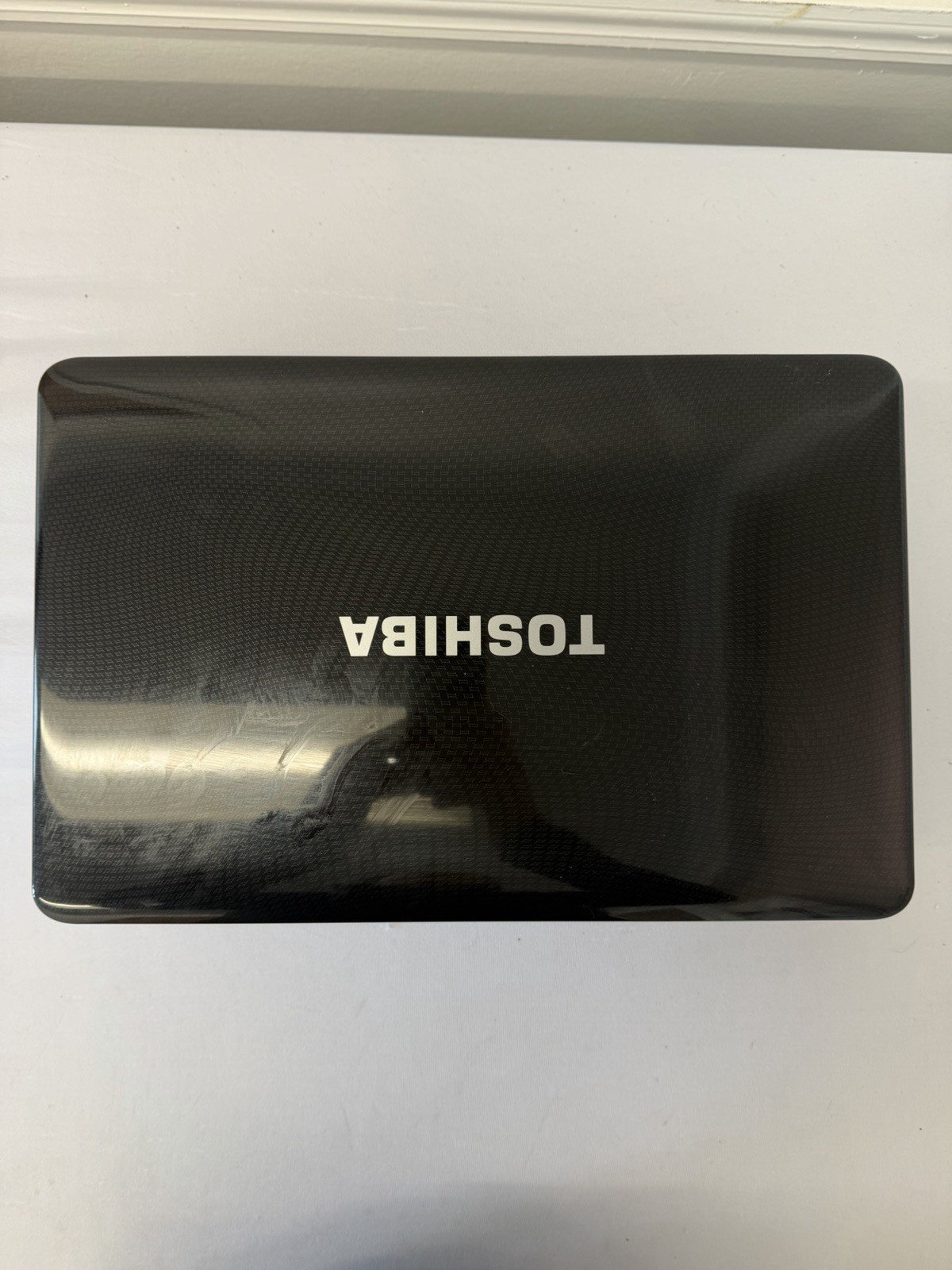 Toshiba Satellite L655-S5096 Laptop – Good Screen – Intel Pentium P6100-Read Des