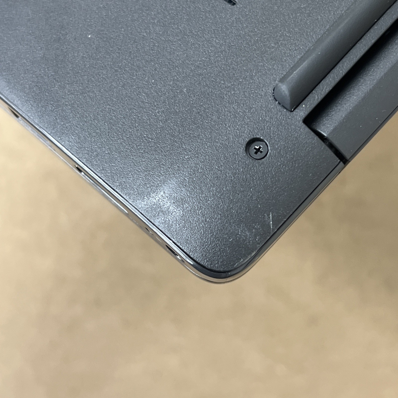 Dell Latitude 3420 i5-1135G7 2.4GHz 8GB Ram 256GB SSD – Fair *MDM Lock*