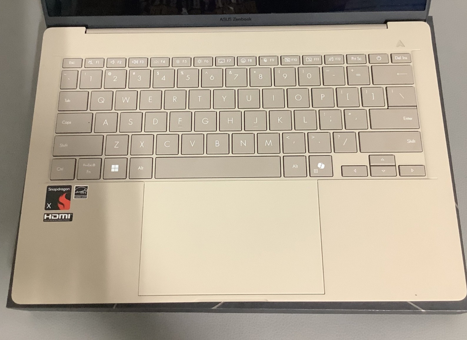 ASUS Zenbook A14 (UX3407Q) 14″ FHD+ OLED Snapdragon X Plus 16GB RAM 512GB SSD