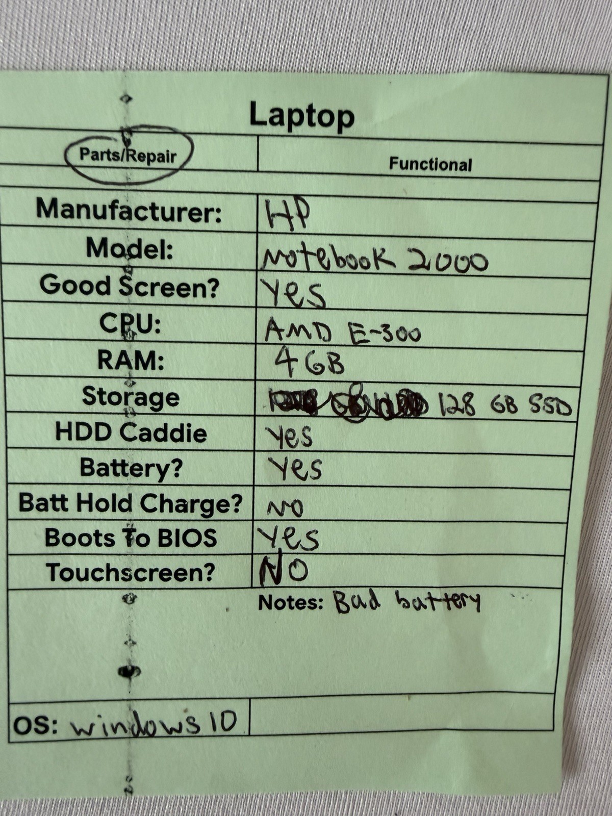 HP Notebook 2000 Laptop – Good Screen – AMD E-300 – RAM 4 GB – Read Des