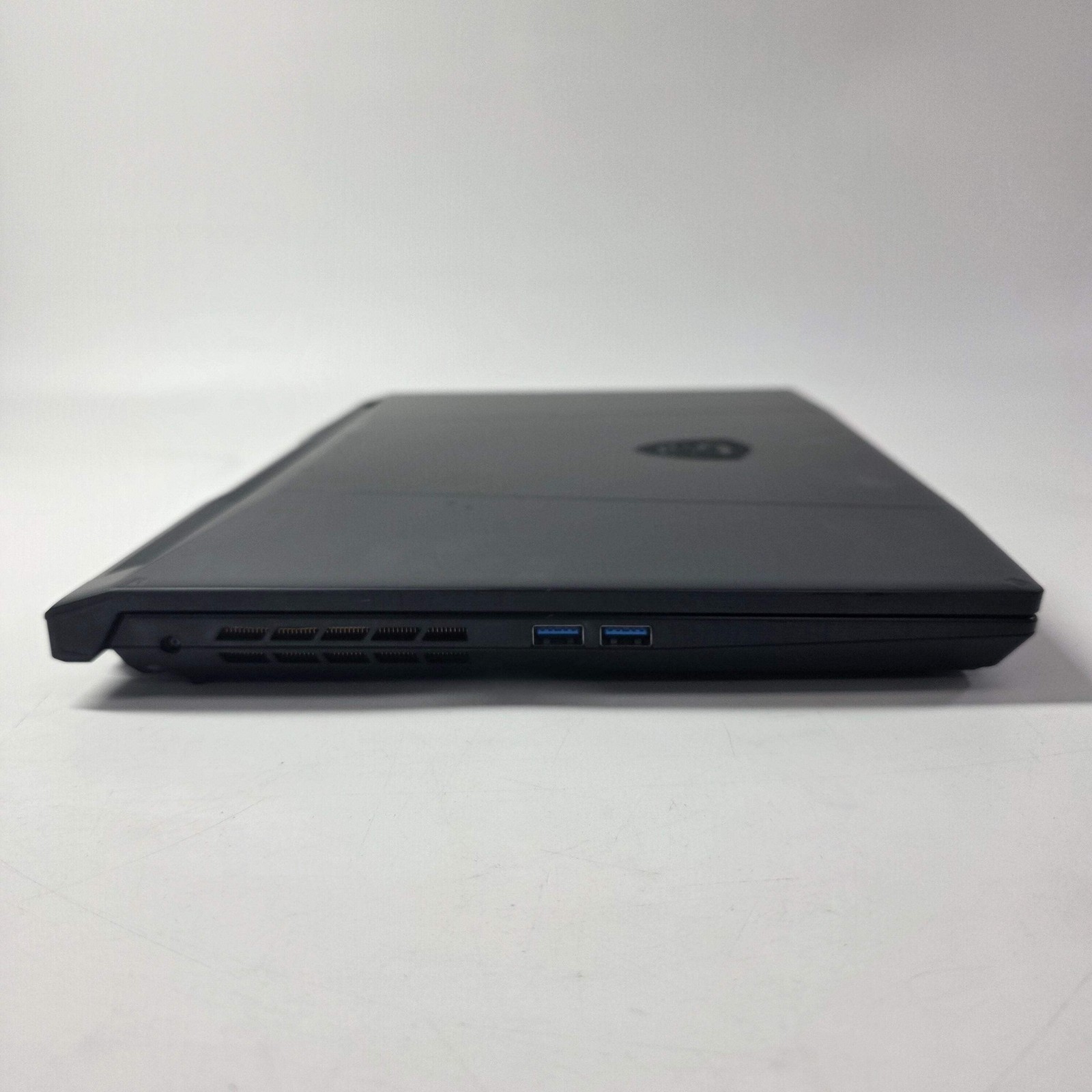 MSI Katana 15 HX 15.6″ i7-14650HX 2.2GHz 16GB RAM 500GB SSD GeForce RTX 5050