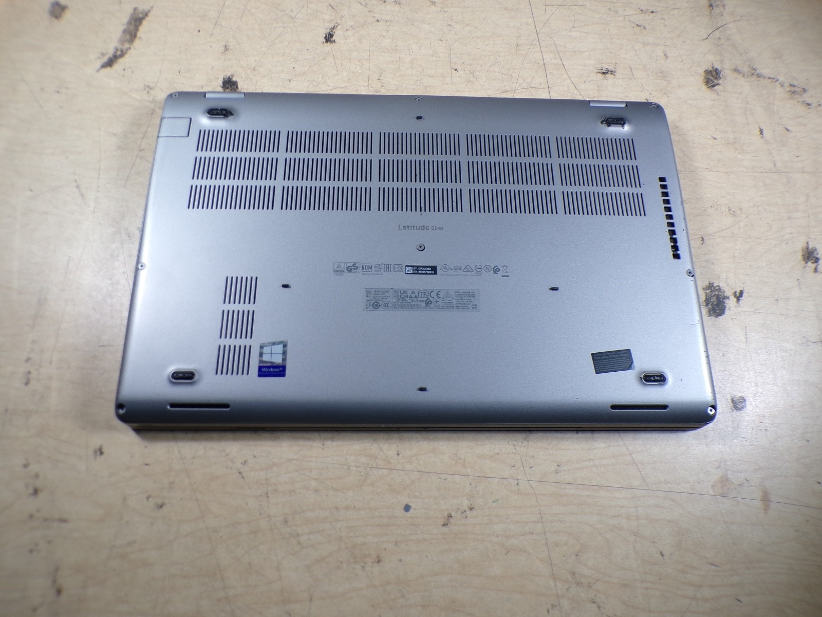 DELL LATITUDE 5510 INTEL CORE I5-10210U 1.60GHZ 8GB RAM **NO HD/ NO CADDIE