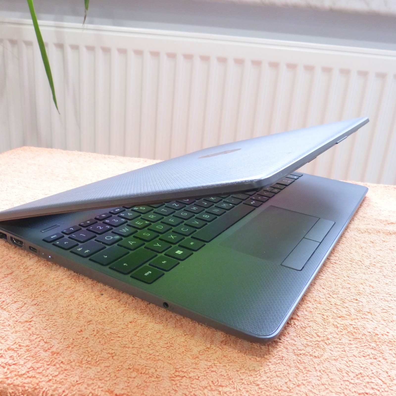 HP 255 G8 ULTRABOOK 15″ FULLHD l RYZEN 5 HEXA l SSD HDD Windows 11 HDMI USBC