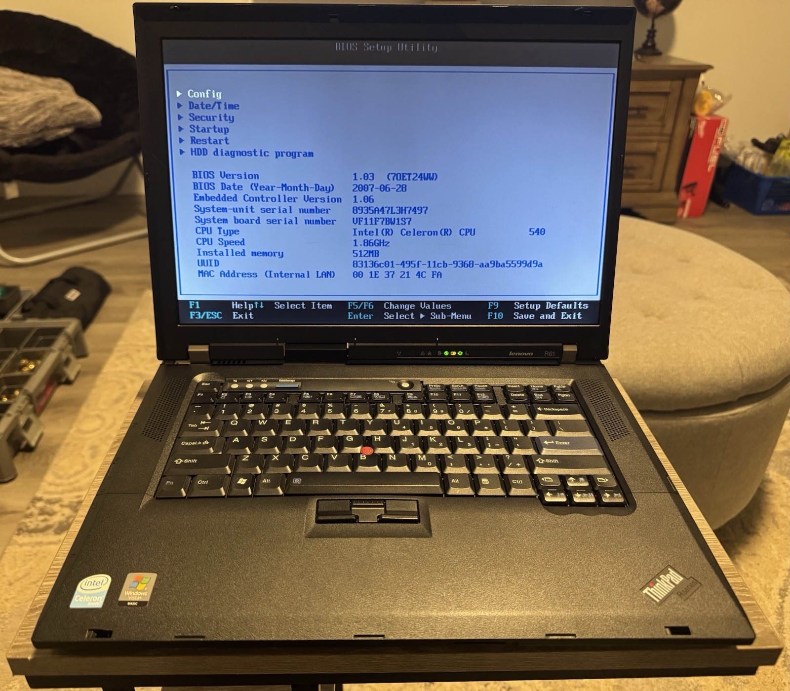 Lenovo ThinkPad R61 14in Intel Celeron 1.86GHz 512MB RAM Optical Drive No OS