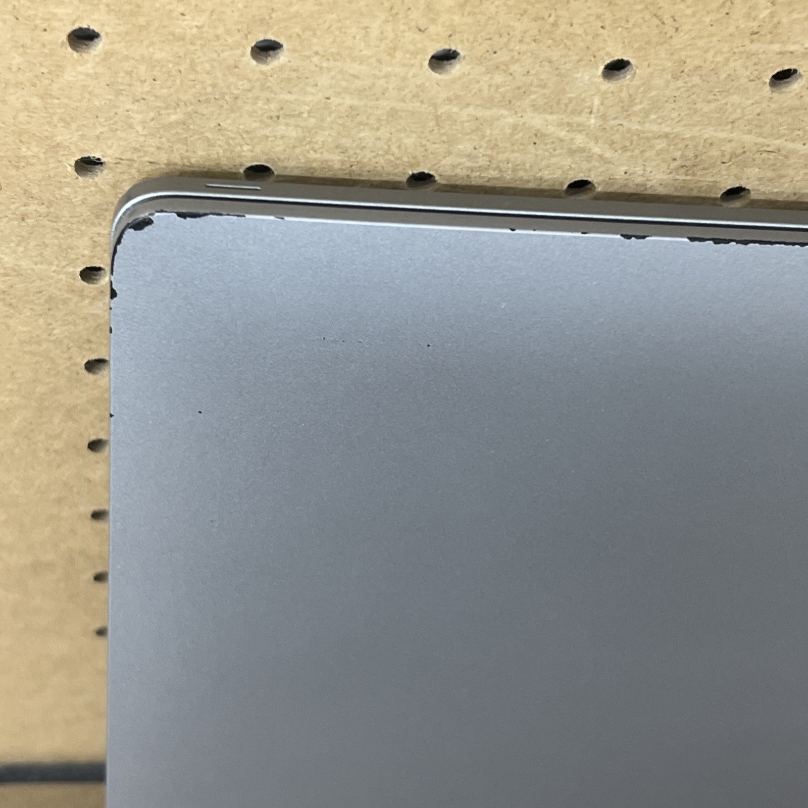 Dell Latitude 5511 i7-10850H 2.7GHz 16GB Ram GeForce MX150 – Fair *No SSD, OS*
